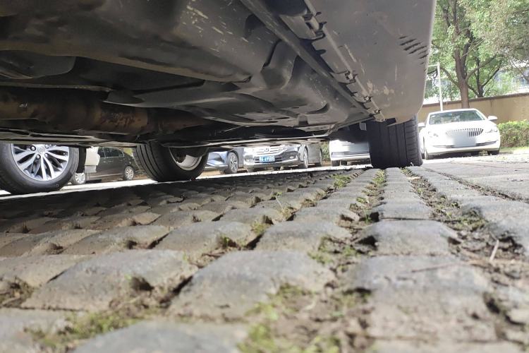 Used Mercedes-Benz M-Class 2015 ML 400 4MATIC Dynamic Model Chassis Rear Right