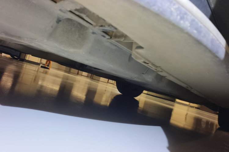 Used Mercedes-Benz M-Class 2015 ML 320 4MATIC Chassis Rear Right