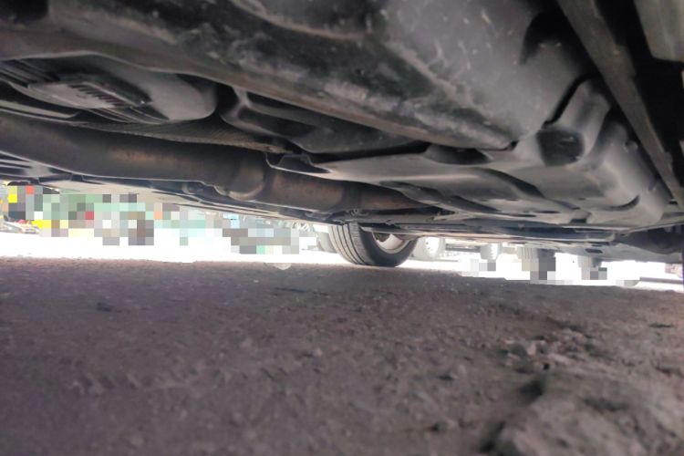 Used Mercedes-Benz M-Class 2015 ML 400 4MATIC Dynamic Model Chassis Rear Right