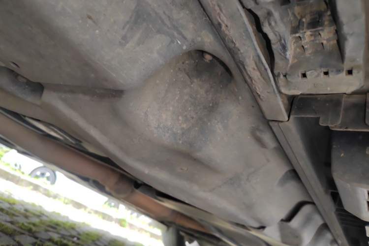 Used Mercedes-Benz M-Class 2015 ML 400 4MATIC Dynamic Model Chassis Rear Right