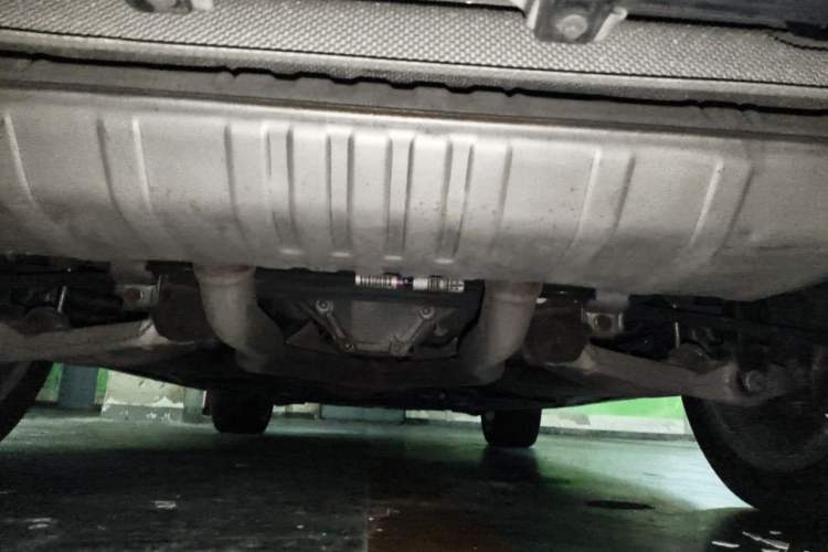 Used Mercedes-Benz M-Class 2015 ML 400 4MATIC Dynamic Model Chassis Rear