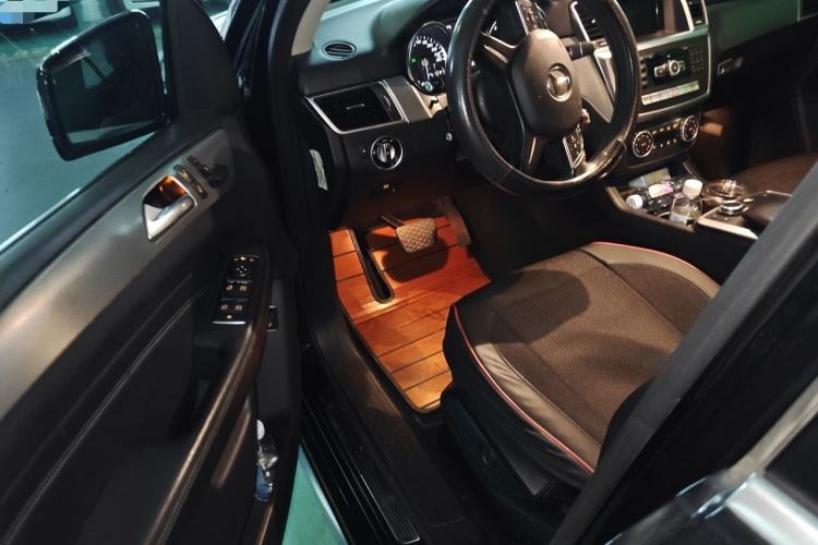 Used Mercedes-Benz M-Class 2015 ML 320 4MATIC Driver Seat