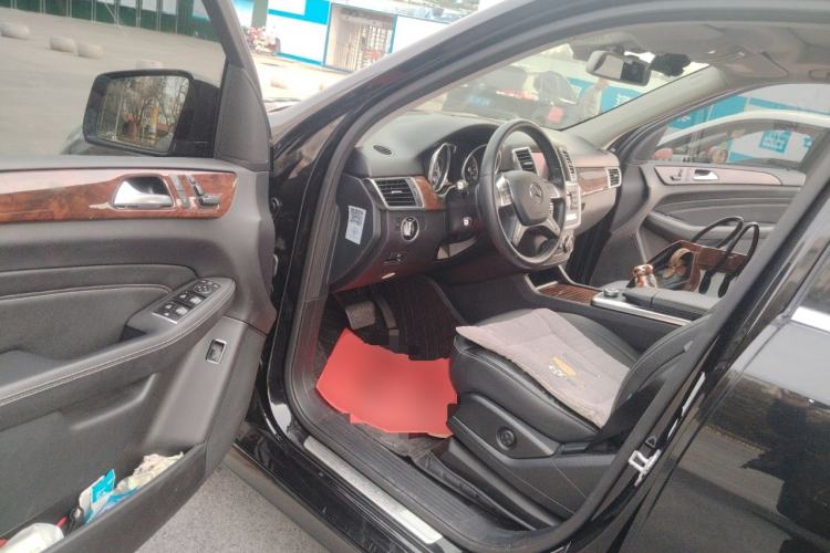 Used Mercedes-Benz M-Class 2015 ML 400 4MATIC Dynamic Model Driver Seat