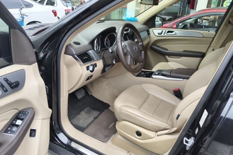 Used Mercedes-Benz M-Class 2015 ML 320 4MATIC Driver Seat