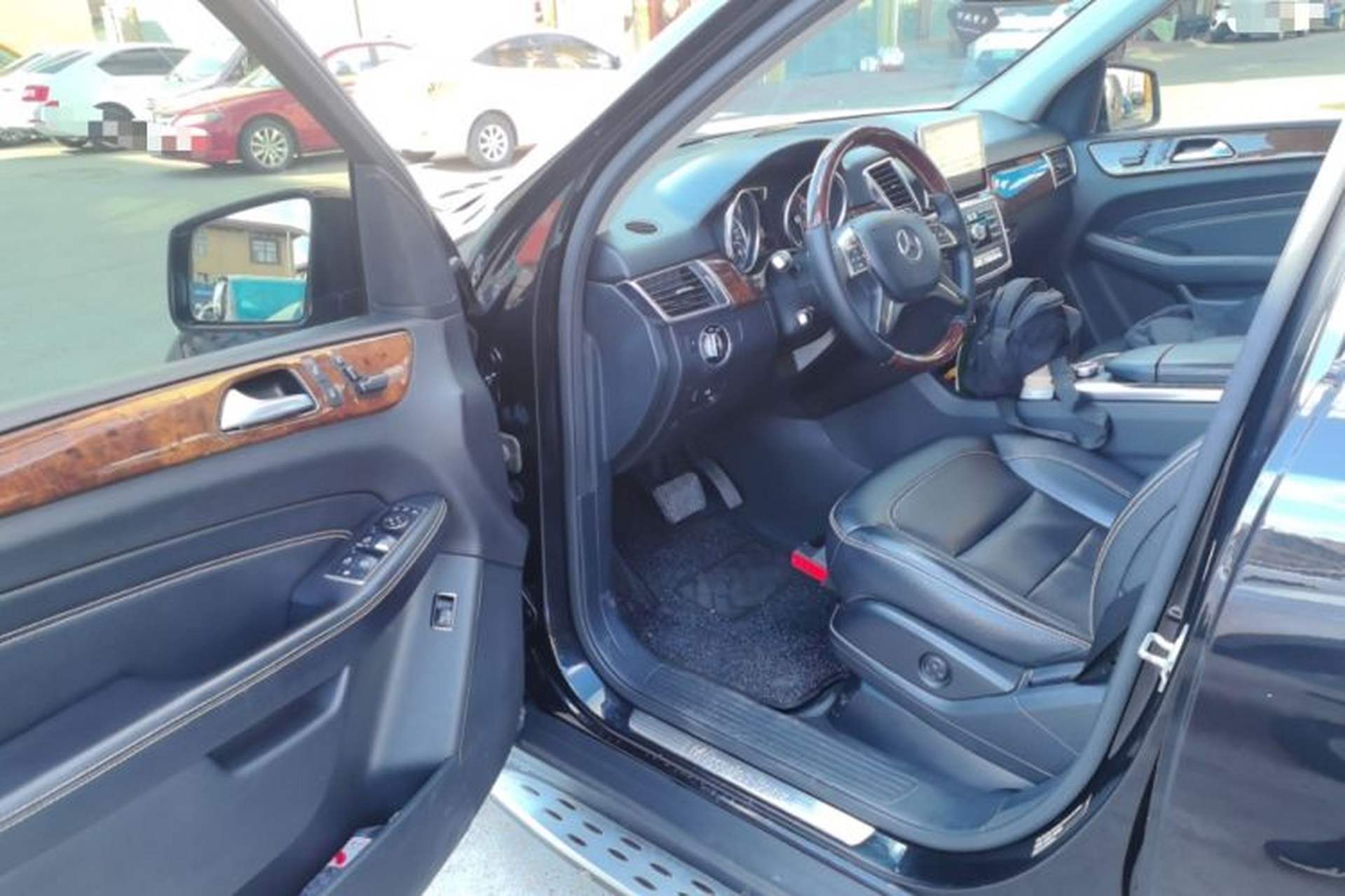 Used Mercedes-Benz M-Class  Driver Seat