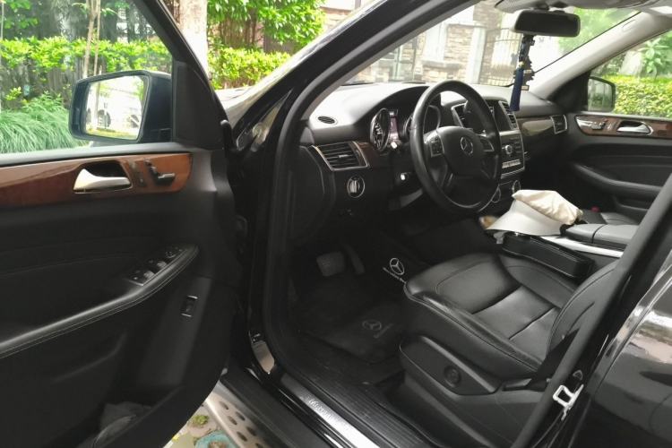 Used Mercedes-Benz M-Class 2015 ML 400 4MATIC Dynamic Model Driver Seat