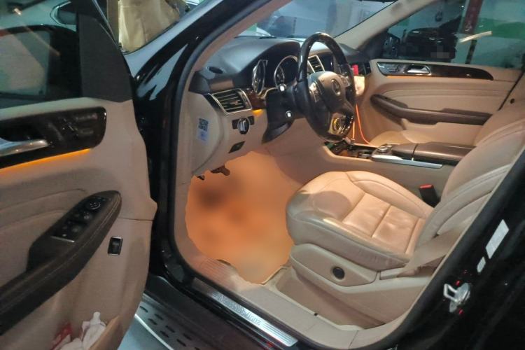Used Mercedes-Benz M-Class 2015 ML 400 4MATIC Luxury Model Driver Seat
