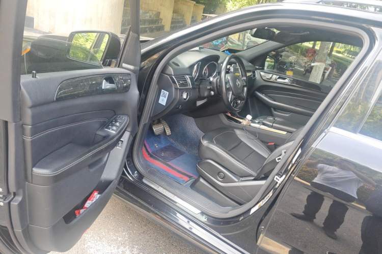 Used Mercedes-Benz M-Class  Driver Seat