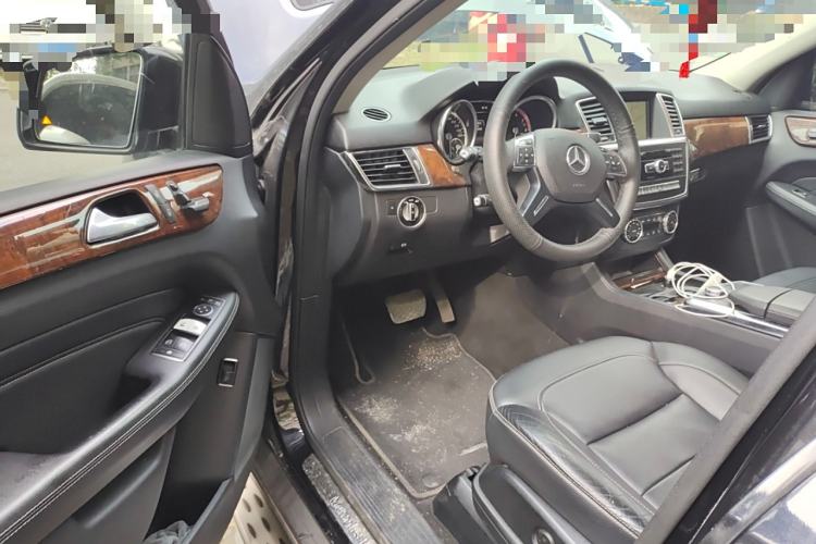 Used Mercedes-Benz M-Class 2015 ML 400 4MATIC Dynamic Model Driver Seat