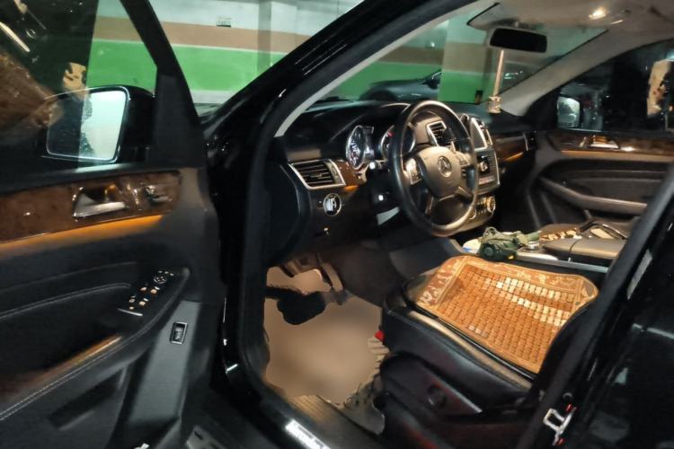 Used Mercedes-Benz M-Class 2015 ML 400 4MATIC Dynamic Model Driver Seat