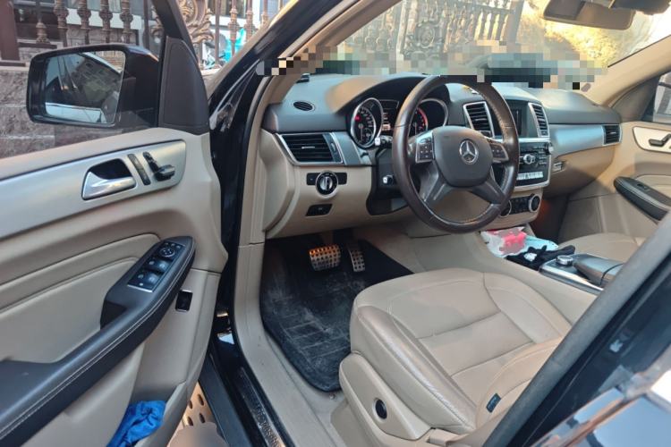 Used Mercedes-Benz M-Class 2015 ML 320 4MATIC Driver Seat