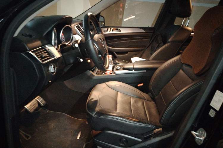 Used Mercedes-Benz M-Class 2015 ML 320 4MATIC Driver Seat