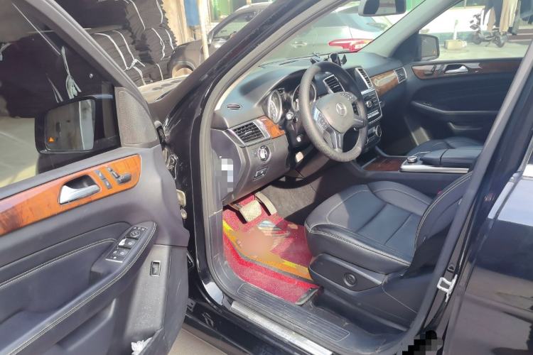 Used Mercedes-Benz M-Class 2015 ML 400 4MATIC Dynamic Model Driver Seat
