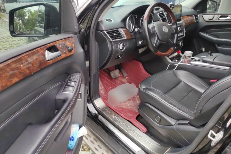 Used Mercedes-Benz M-Class 2015 ML 400 4MATIC Dynamic Model Driver Seat