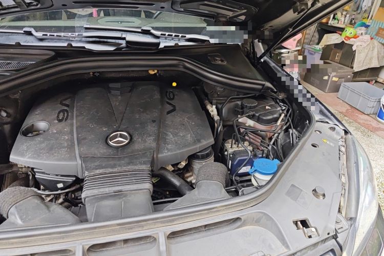 Used Mercedes-Benz M-Class 2015 ML 350 CDI 4MATIC Engine Bay Left