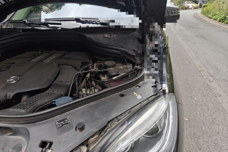 Used Mercedes-Benz M-Class 2015 ML 320 4MATIC Engine Bay Left