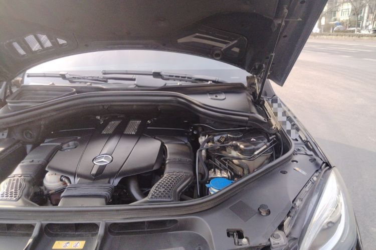 Used Mercedes-Benz M-Class 2015 ML 400 4MATIC Dynamic Model Engine Bay Left