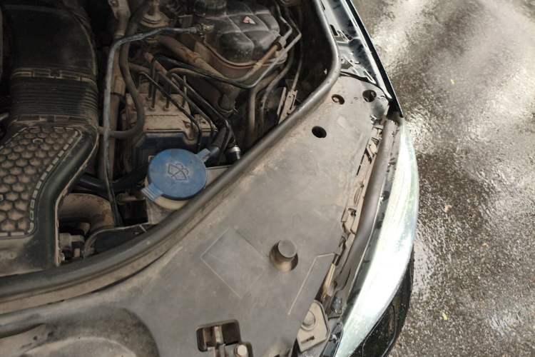 Used Mercedes-Benz M-Class 2015 ML 400 4MATIC Dynamic Model Engine Bay Left