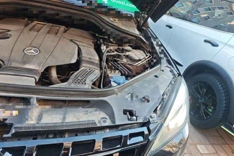 Used Mercedes-Benz M-Class 2015 ML 320 4MATIC Engine Bay Left