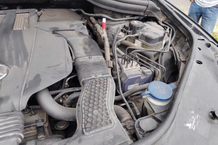 Used Mercedes-Benz M-Class 2015 ML 400 4MATIC Dynamic Model Engine Bay Left