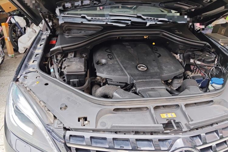Used Mercedes-Benz M-Class 2015 ML 350 CDI 4MATIC Engine Bay Right