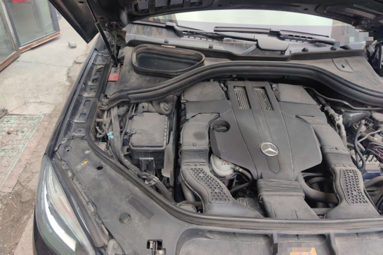 Used Mercedes-Benz M-Class 2015 ML 400 4MATIC Dynamic Model Engine Bay Right