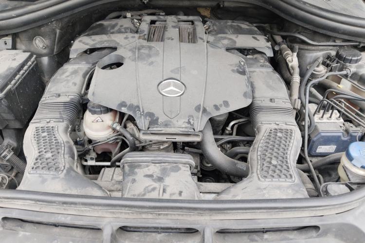 Used Mercedes-Benz M-Class 2015 ML 400 4MATIC Dynamic Model Engine Bay