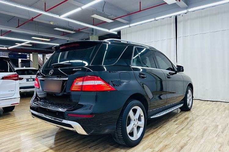 Used Mercedes-Benz M-Class 2015 ML 320 4MATIC Exterior 2