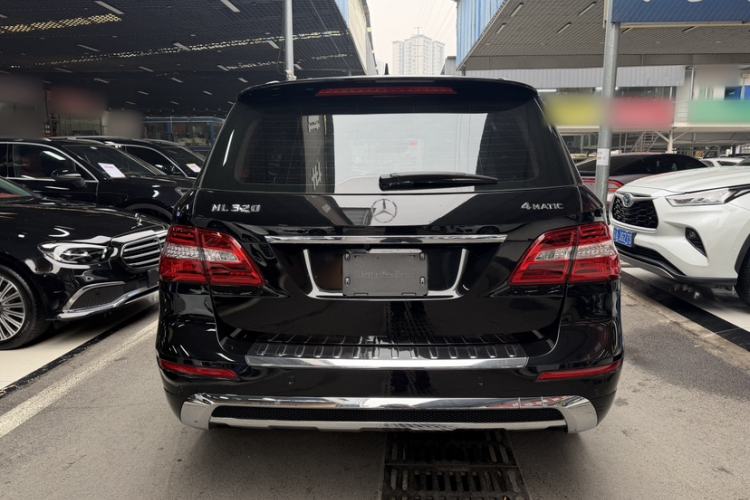 Used Mercedes-Benz M-Class 2015 ML 320 4MATIC Exterior 2