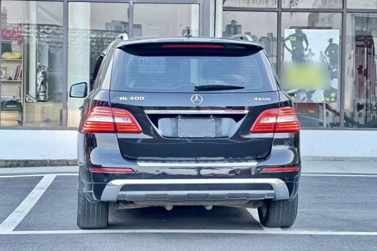 Used Mercedes-Benz M-Class 2015 ML 400 4MATIC Dynamic Model Exterior 3