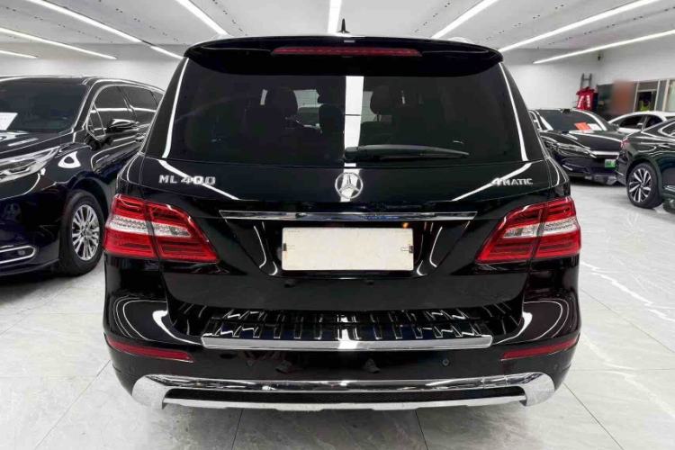Used Mercedes-Benz M-Class 2015 ML 400 4MATIC Luxury Model Exterior 3