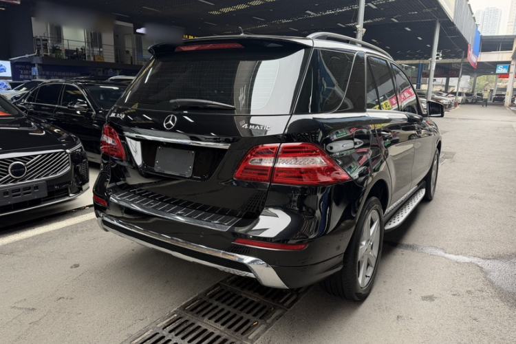 Used Mercedes-Benz M-Class 2015 ML 320 4MATIC Exterior 3