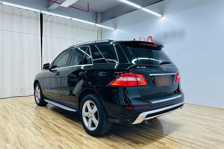 Used Mercedes-Benz M-Class 2015 ML 320 4MATIC Exterior 4