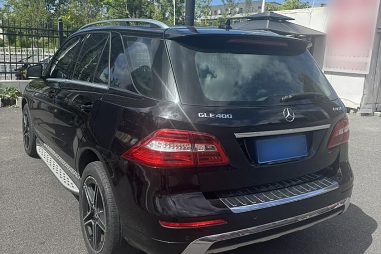 Used Mercedes-Benz M-Class 2015 ML 320 4MATIC Exterior 4