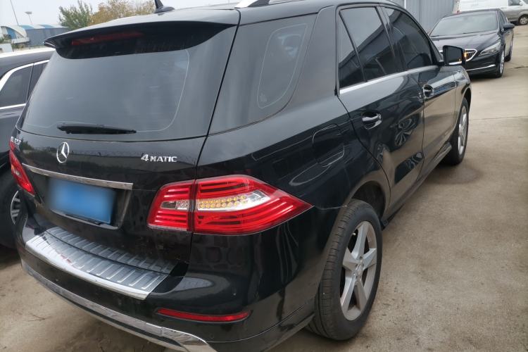 Used Mercedes-Benz M-Class 2015 ML 320 4MATIC Exterior 5