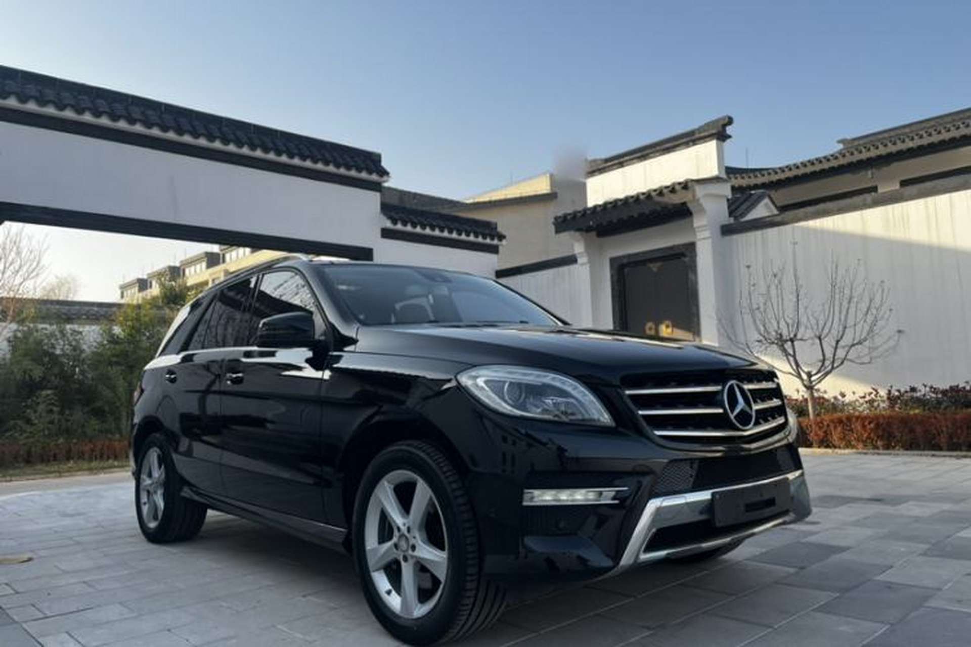 Used Mercedes-Benz M-Class 2015 ML 400 4MATIC Dynamic Model Exterior 5