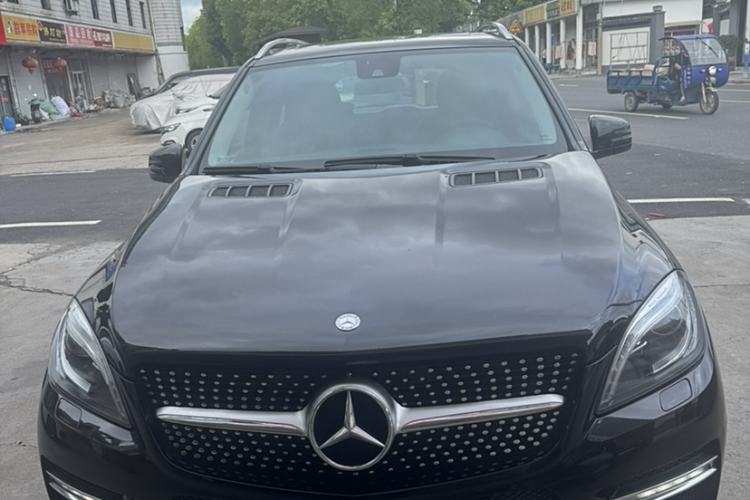 Used Mercedes-Benz M-Class 2015 ML 320 4MATIC Exterior 5