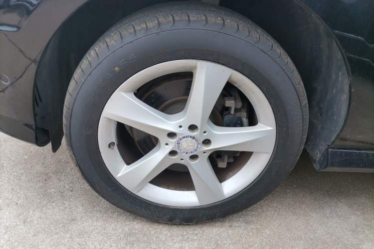 Used Mercedes-Benz M-Class 2015 ML 320 4MATIC Exterior 7