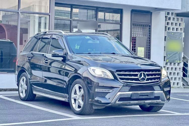 Used Mercedes-Benz M-Class 2015 ML 400 4MATIC Dynamic Model Exterior 7