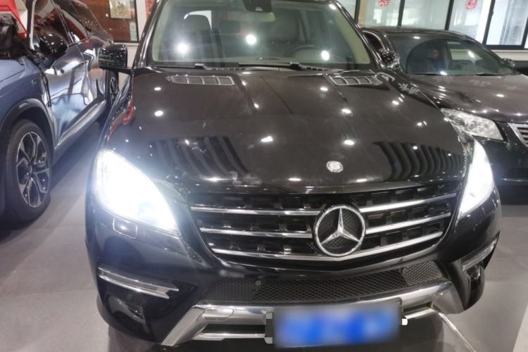 Used Mercedes-Benz M-Class 2015 ML 320 4MATIC Front