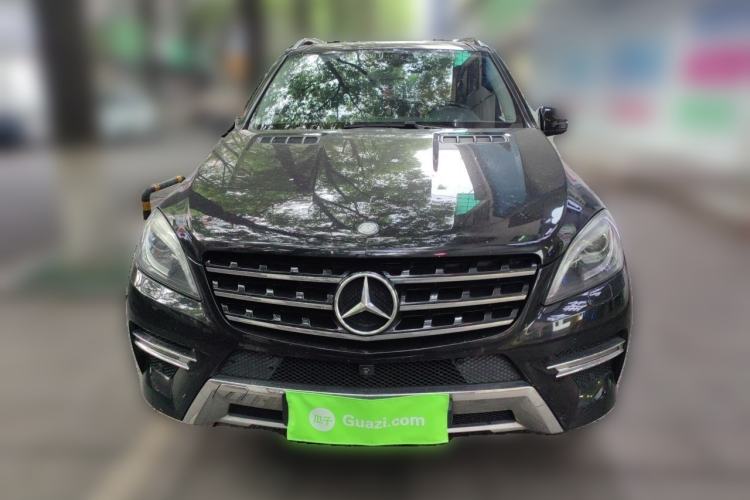 Used Mercedes-Benz M-Class 2015 ML 400 4MATIC Luxury Model Front