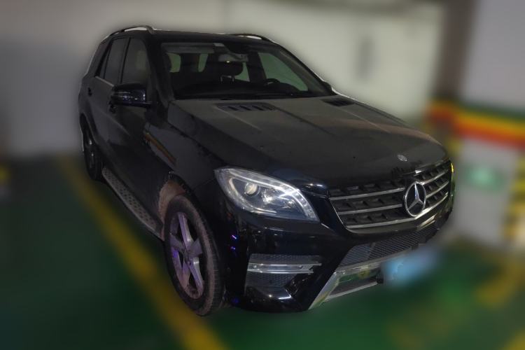 Used Mercedes-Benz M-Class 2015 ML 320 4MATIC Front Right 45 Deg