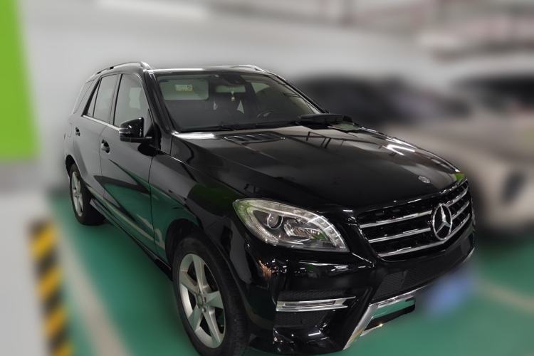 Used Mercedes-Benz M-Class 2015 ML 320 4MATIC Front Right 45 Deg