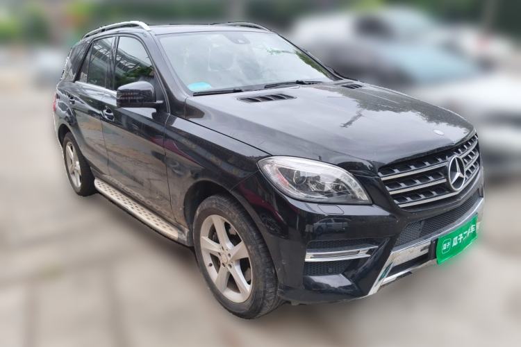 Used Mercedes-Benz M-Class 2015 ML 320 4MATIC Front Right 45 Deg