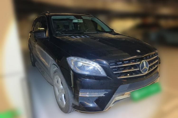 Used Mercedes-Benz M-Class 2015 ML 320 4MATIC Front Right 45 Deg