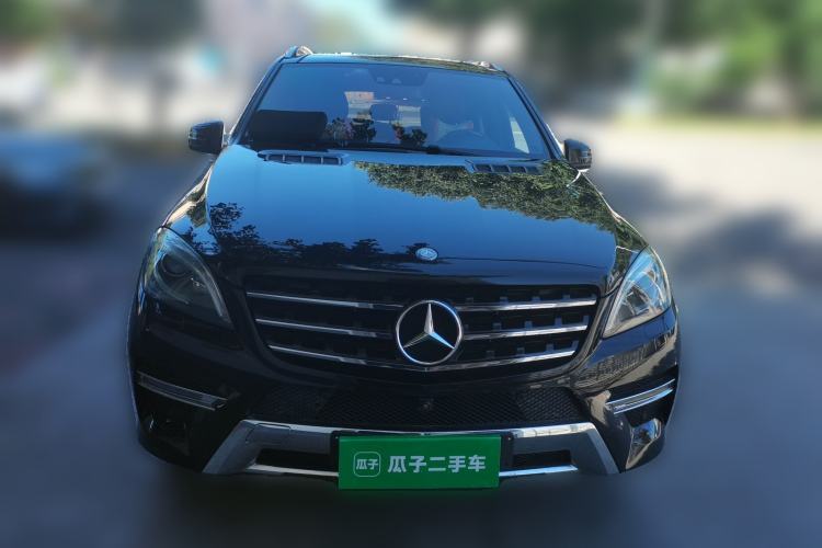 Used Mercedes-Benz M-Class 2015 ML 400 4MATIC Luxury Model Front