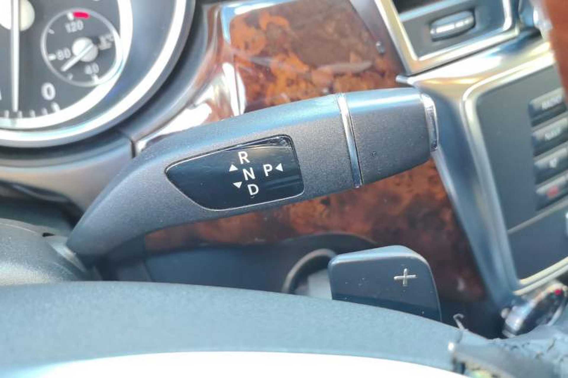 Used Mercedes-Benz M-Class  Gear Lever