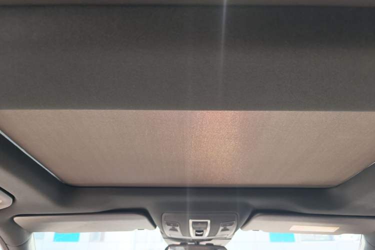 Used Mercedes-Benz M-Class 2015 ML 400 4MATIC Luxury Model Headliner