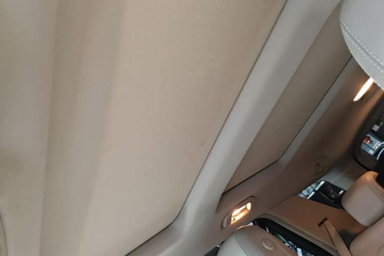 Used Mercedes-Benz M-Class 2015 ML 400 4MATIC Luxury Model Headliner