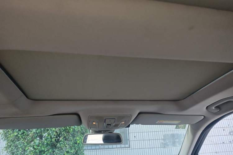 Used Mercedes-Benz M-Class 2015 ML 400 4MATIC Dynamic Model Headliner